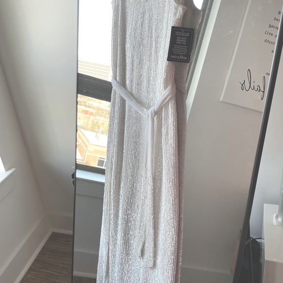 NWT White retrofete dress - Picture 4 of 7
